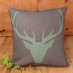 Stoff Landhausstil Tirol, „Geo cuoricini grün“, Tischdecke, Kissen und Stoffabschnitte