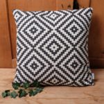 „Pied de poule“ Motiv, geometrisches Baumwollkissen Schwarz Weiß