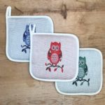 Vorhänge nach Maß, verdunkelund dimout, Glanzeffekt, einfarbig, verschiedene Farben, Meterware, „Newport“.