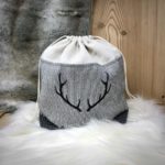 Zirbenkissen Hirschgeweih Alpen, Motiv mit Fischgrat, grau, COGN