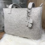 Filztasche Damentasche, Alpenstil chic, aus echtem Wollfilz, „Marghy“, Farbe schwarz – anthrazit