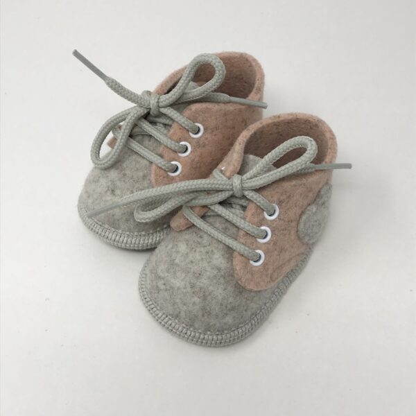 Baby Patschen “Patscherl” aus 100% Lammfell, Farbe beige