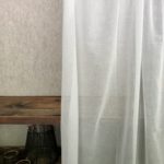 Leichter, transparenter Vorhang, online nach Maß, bestickter Tüll, alpiner Chalet Berghüttenstil, Meterware