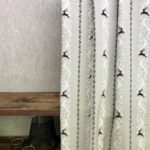 Vorhänge online nach Maß, 100% Baumwolle, alpin Landhausstil, Hirsch-Muster, Meterware, „pasciantadú“.