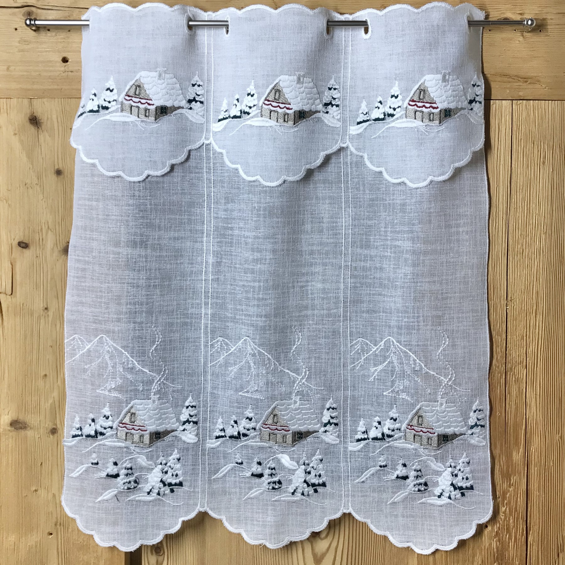 Scheibengardine Weihnachten mit Winterlandschaft, bestickt, im festlichen Landhausstil, M-7079 Scheibengardine Weihnachten mit Winterlandschaft, bestickt, im festlichen Landhausstil, M-7079