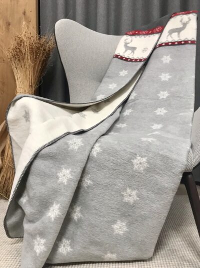 Decke mit Edelweißmotiv und Hirschrand, doubleface, weiche Baumwollmischung