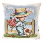 Kissen „Mädchen mit Blume & Schmetterling“, 44×44 cm