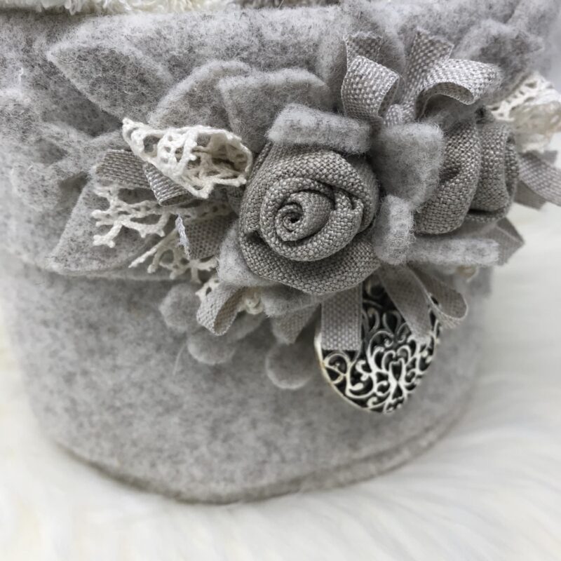 Filzkorb für Gästehandtücher, Badorganizer im Shabby Chic