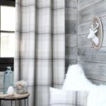 Vorhang mit Herzchen und Schneekristalle aus Kunstloden, Farbe grau, 135×260 mit Ösen