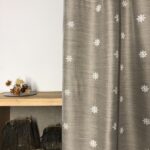 Vorhang nach Maß mit gesticktem Hirschmuster, aus Wolle im alpinen Chalet-Stil, braun, LAGAZUOI