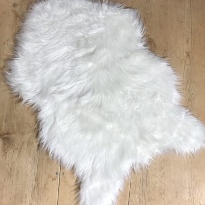 Webpelzteppich für Chalet 60×90, Farbe weiß