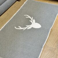 Teppich Landhausstil für Küche, Bad und Schlafzimmer, HIRSCHE UND HERZ, Doubleface Rot und Beige