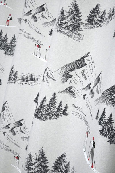 Vorhang mit Berg-, Skifahrer- und Winterlandschaftsmotiv, MONTETS 135×240 mit Ösen