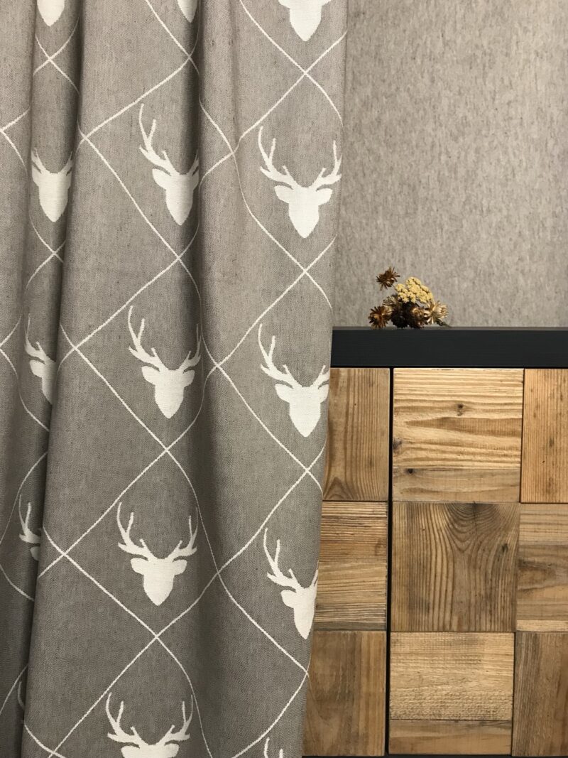 Maßgeschneiderte Gardine mit Hirschen und Rauten aus Naturfasern, TRAMESC, alpiner Stil, anthrazit