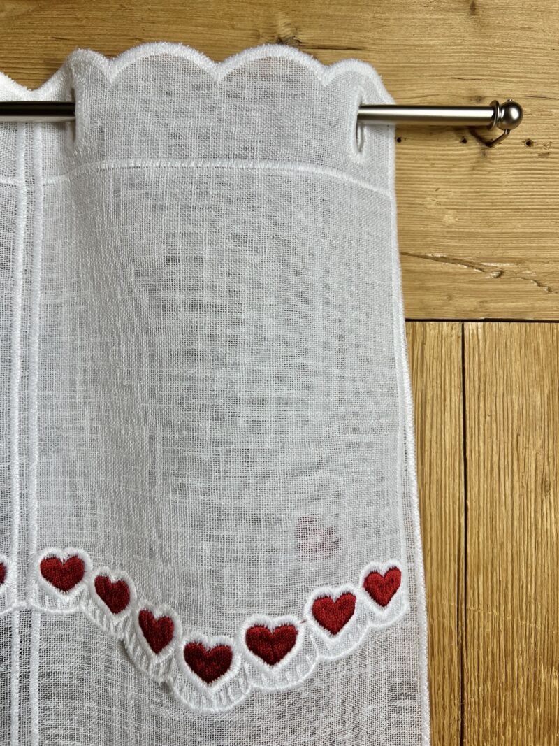 Scheibengardine Küche mit Roten Herzen Bestickt – Tiroler Landhausstil Bistrogardine Weiß/Rot – Modell Z-3717