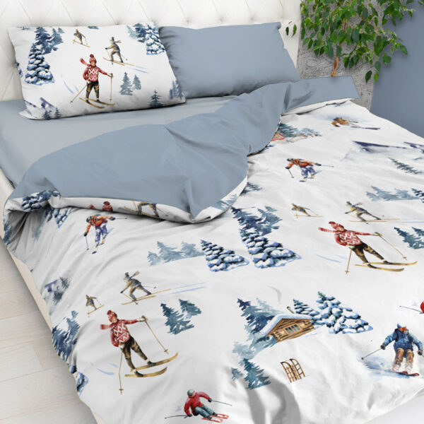 Bettwäsche-Set mit Skifahrern und Winterlandschaft, aus reiner Baumwolle – SCI MONAMOUR blau Bettwäsche-Set mit Skifahrern und Winterlandschaft, aus reiner Baumwolle – SCI MONAMOUR blau