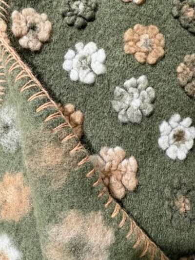 Wolldecke mit BLUMEN, grau, Chalet und alpiner Landhausstil, 150×170 cm + Doppeldecke (Copy)