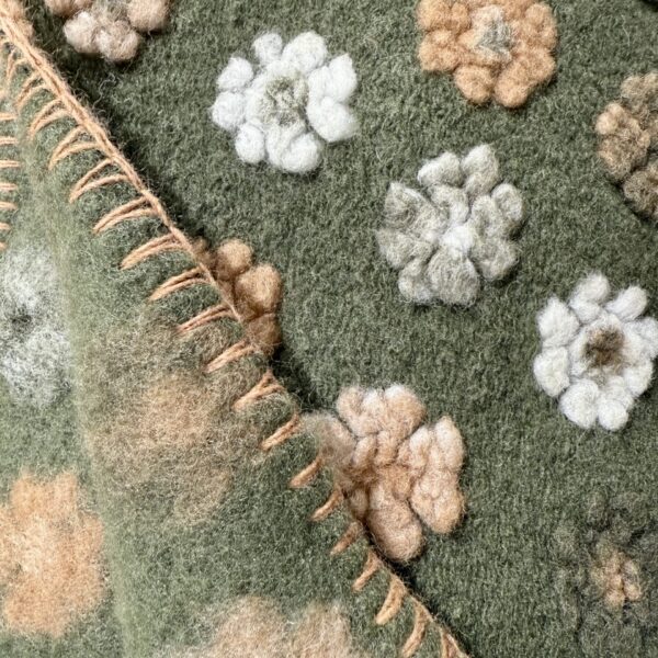 Wolldecke mit BLUMEN, Moosgrün, Chalet und alpiner Landhausstil, 150×200 cm + Doppeldecke