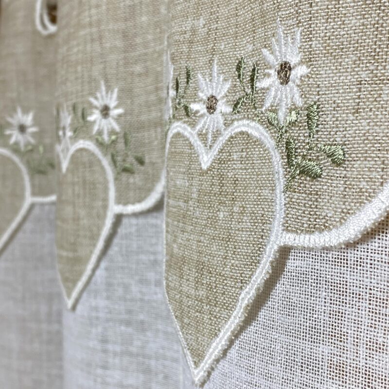 Scheibengardine mit Herzstickerei und Edelweiß, beige, Landhausstil, M-8134