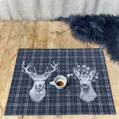 Platzset Hirsch & Reh mit Edelweiß, Anthrazit Kariert, Landhausstil, Alpenstil
