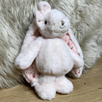 Häschen KANINA floral, weiches Kuscheltier, Baby- und Kinderspielzeug, Farbe rosa