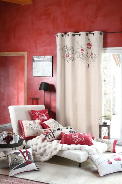 Vorhang aus 100 % Baumwolle mit Seilbahn und Berge, feste Ösen, beige, 140 x 260 cm